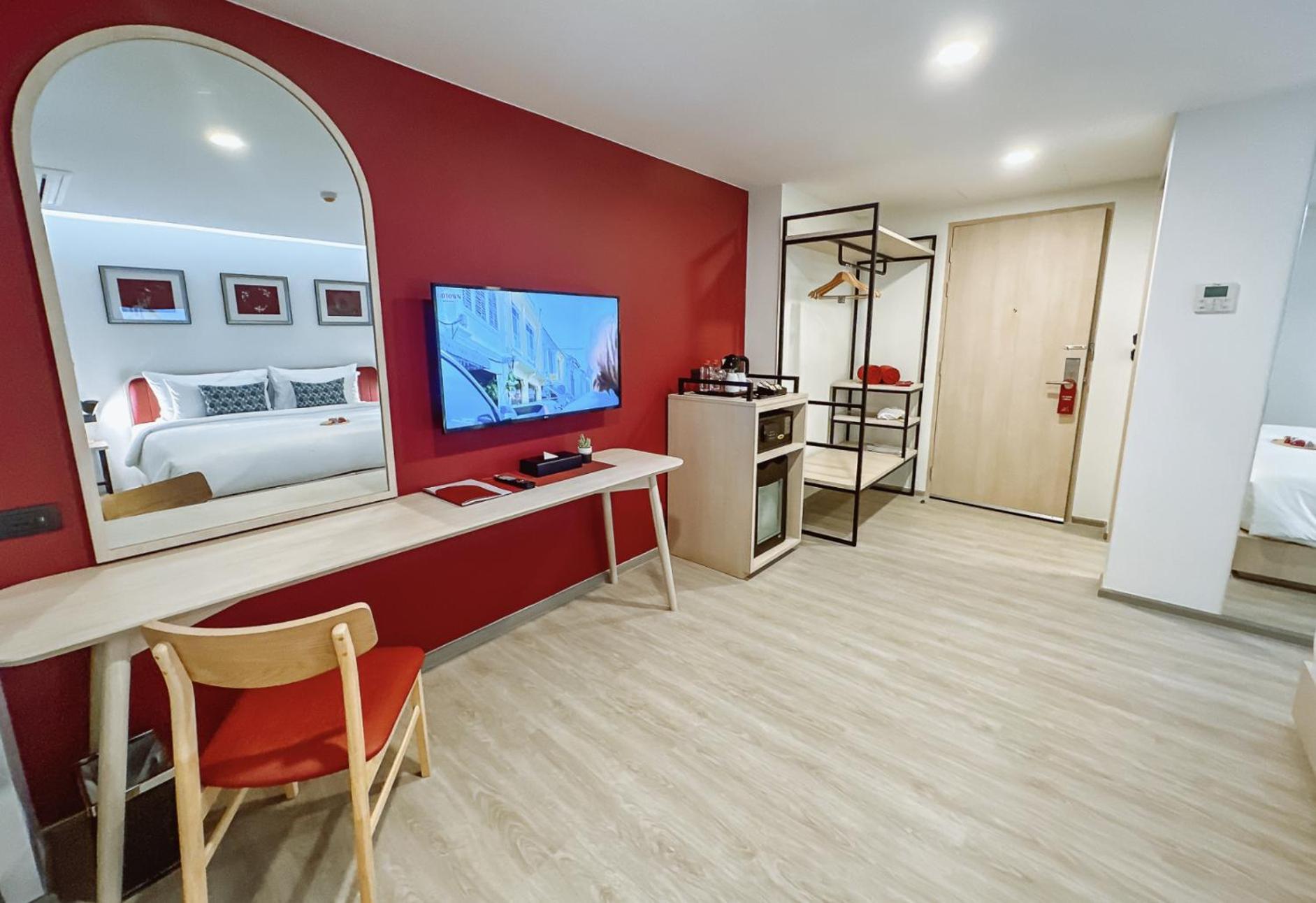 Hotel Midtown Ratsada Phuket Ngoại thất bức ảnh
